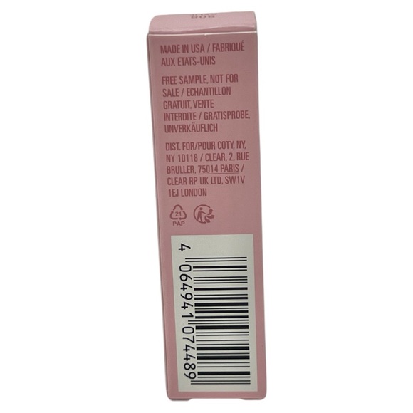 KYLIE COSMETICS Matte Liquid Lipstick in 808 KYLIE - Picture 5 of 9